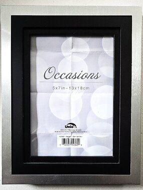 Uniek Occasions 5x7 Picture Frame Dark Oak Silver Black Modern – New